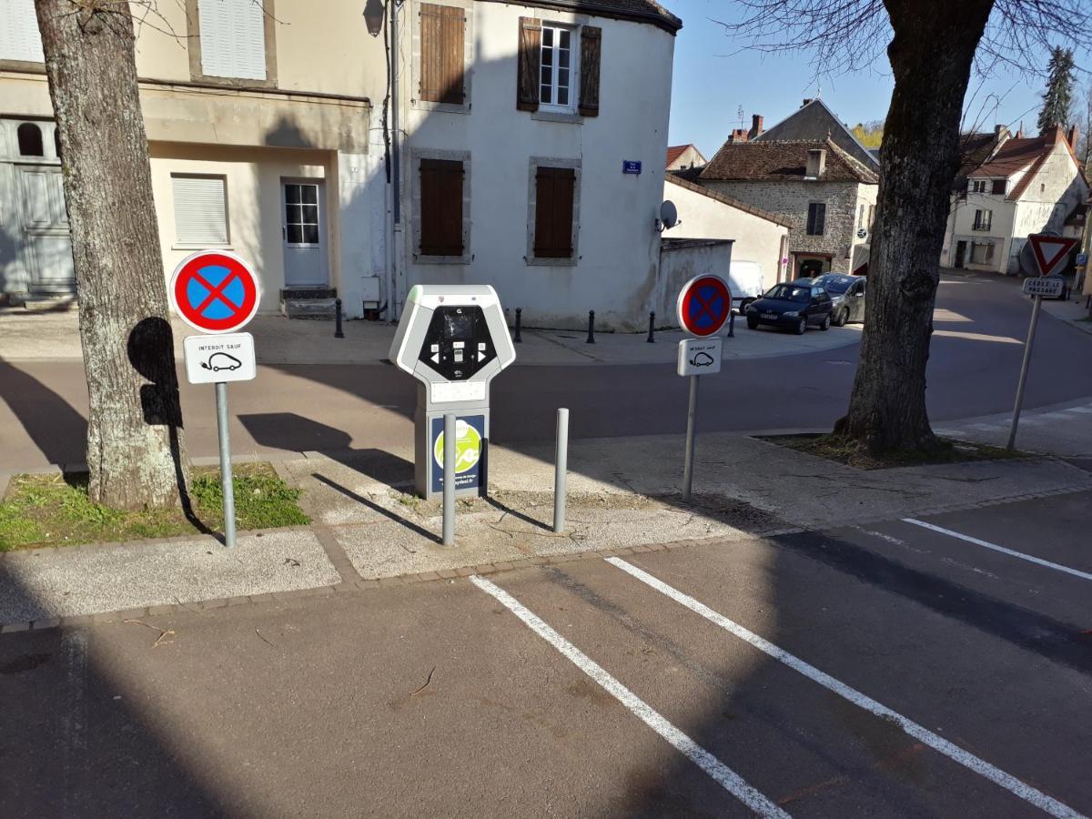Logis Des Trois Maures Ξενοδοχείο Couches Εξωτερικό φωτογραφία