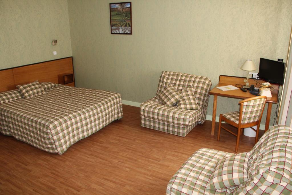 Logis Des Trois Maures Ξενοδοχείο Couches Δωμάτιο φωτογραφία