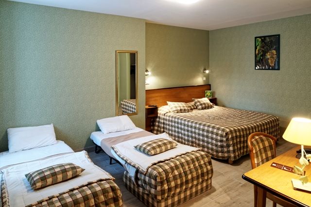 Logis Des Trois Maures Ξενοδοχείο Couches Εξωτερικό φωτογραφία